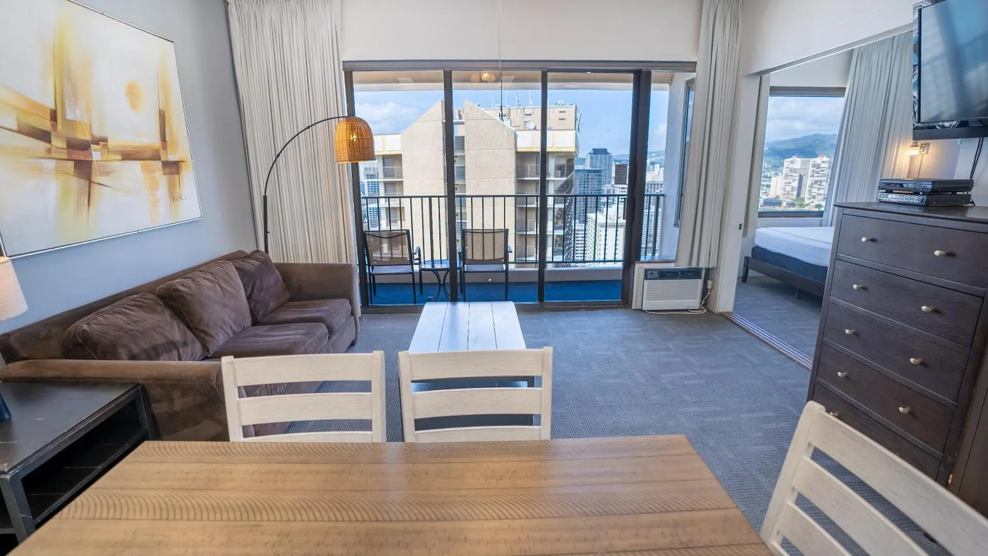 アパート ホノルルJust Remodeled Ocean View Waikiki Banyan Penthouse! Free Parking!アパートメント 米国