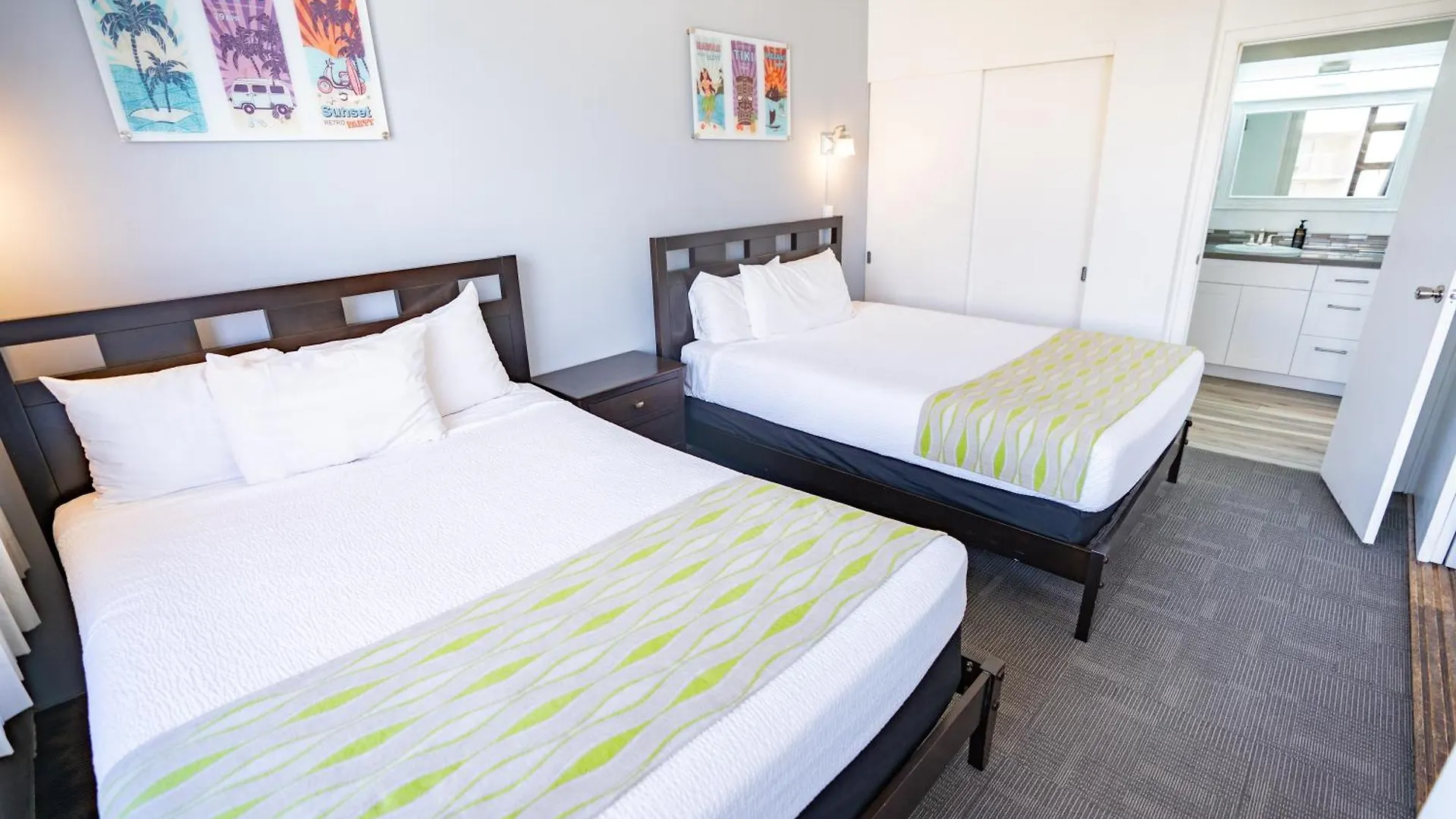 ホノルルJust Remodeled Ocean View Waikiki Banyan Penthouse! Free Parking!アパートメント アパート